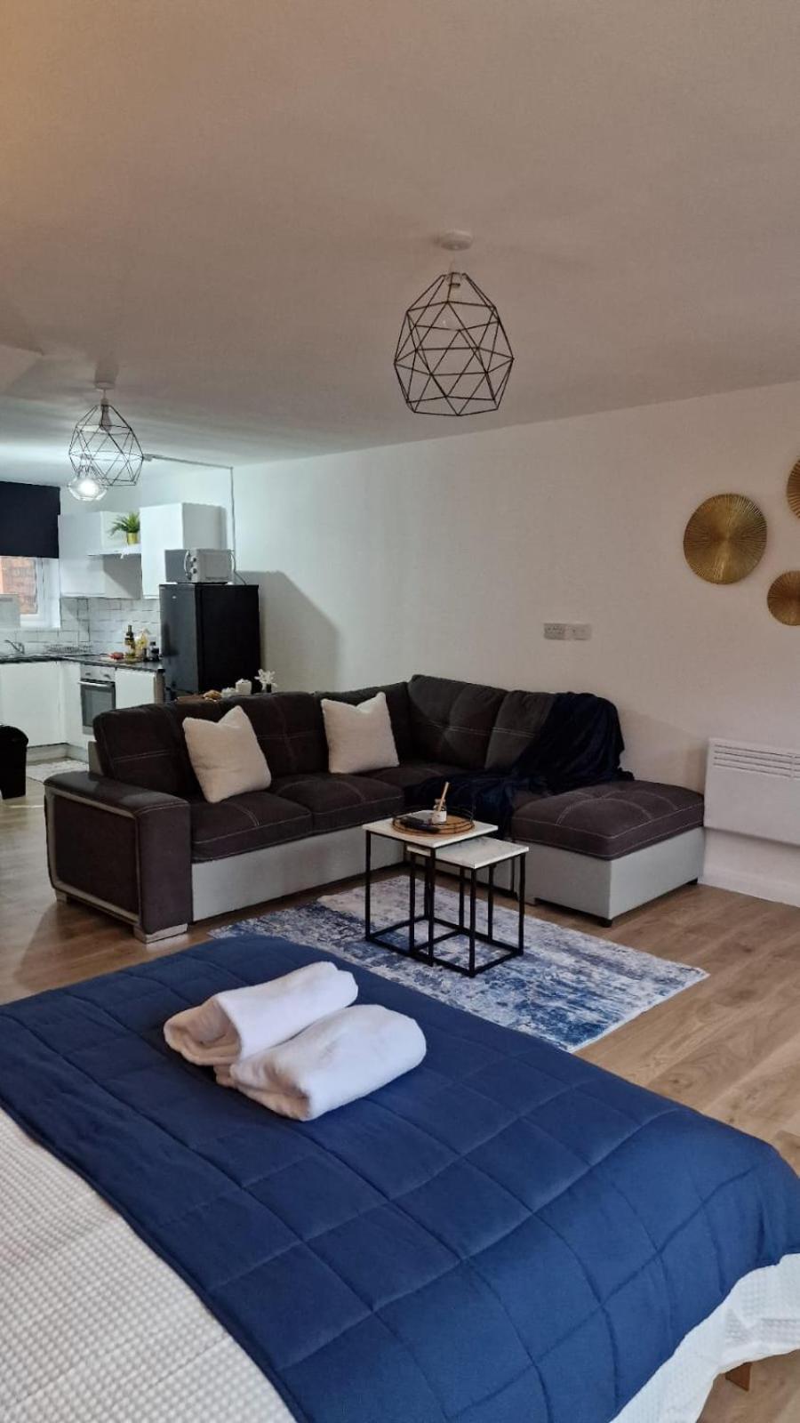Studio Bleu Birmingham Luaran gambar