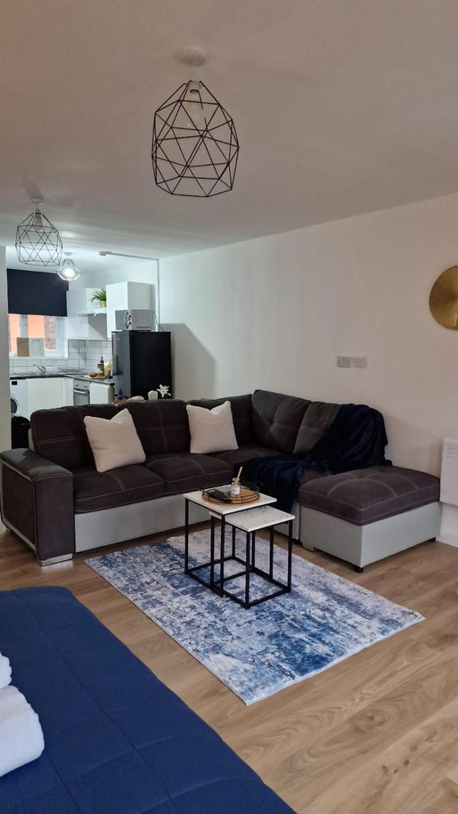 Studio Bleu Birmingham Luaran gambar